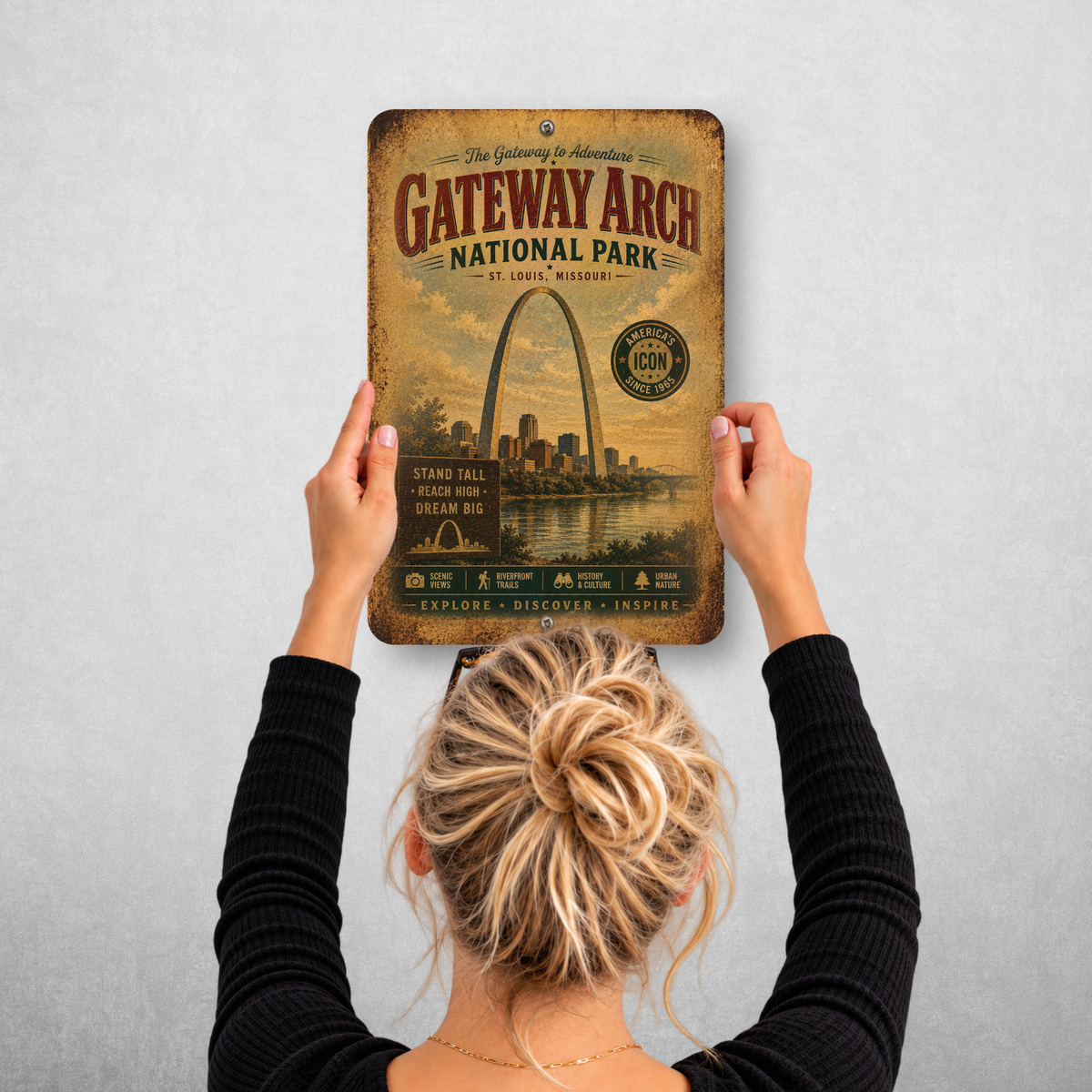 Gateway Arch National Park Sign